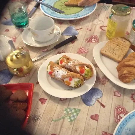 Alojamento de Acomodação e Pequeno-almoço Alessi